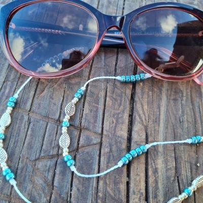 Chaîne de lunettes modèle ALCANADA II vert iris et argent