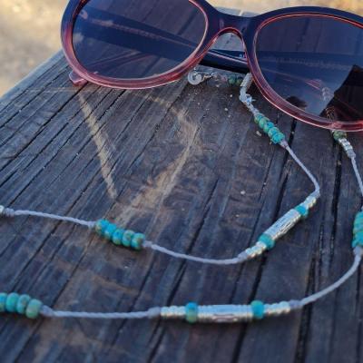 Chaîne de lunettes TOTEM vert et argent